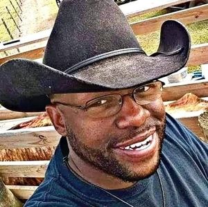 Meet your Posher, Devon